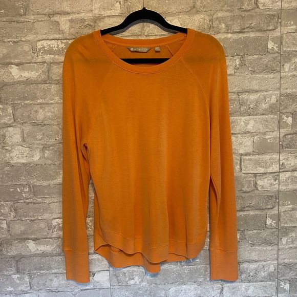 Athleta Tops - SOLD!!! Athleta Scoop Neck Pullover Small